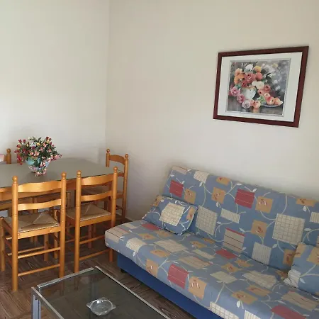 Apartment With Community Pool For 4 People L'Escala